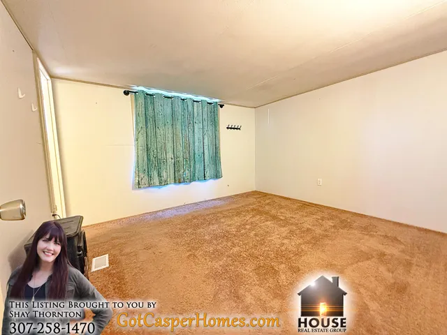 $200,000 | 7647 North Forum, Evansville, WY 82636