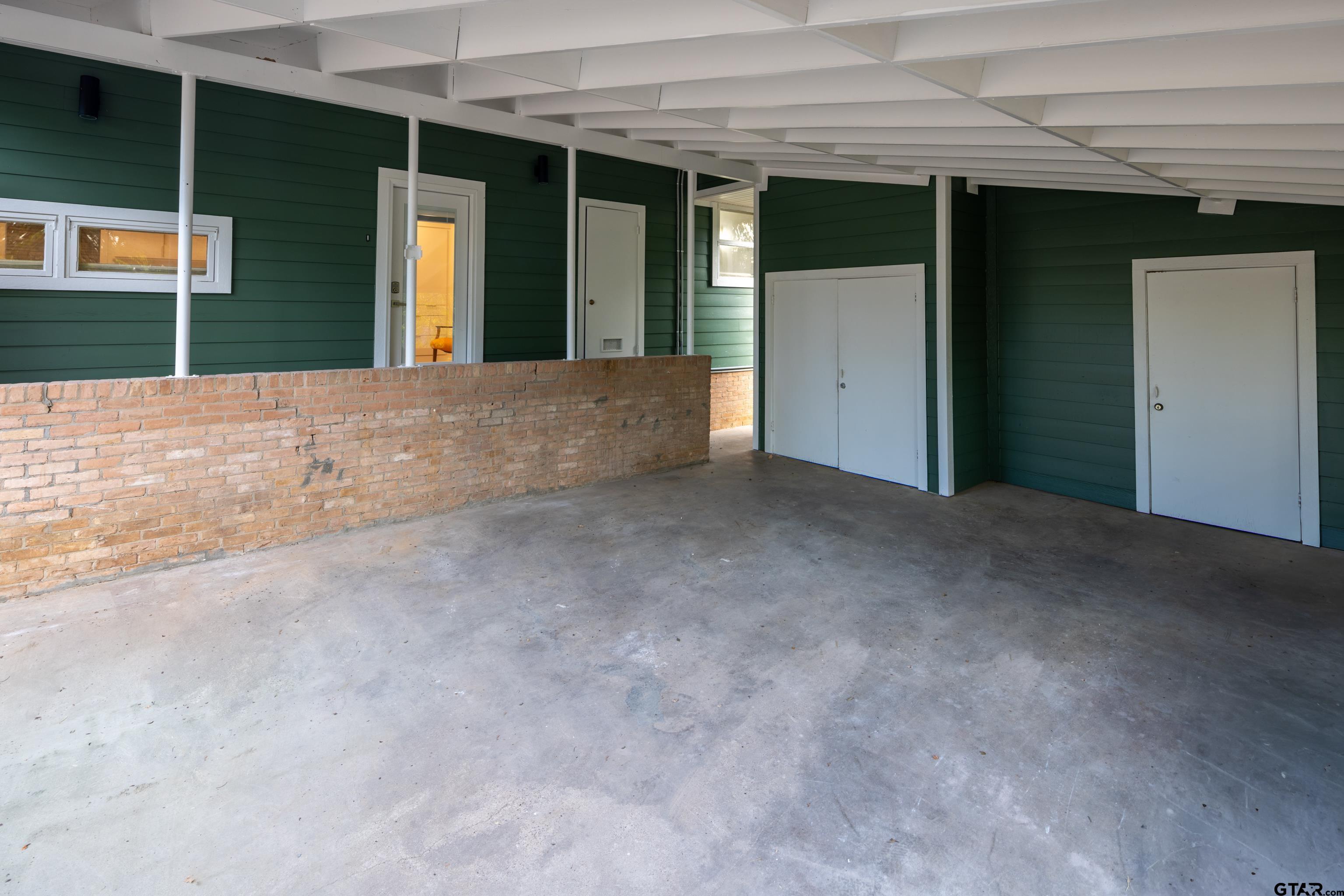 1715 Ridgeview Drive Tyler, TX 75701 - Photo 33 of 35 a view of a building with a sink