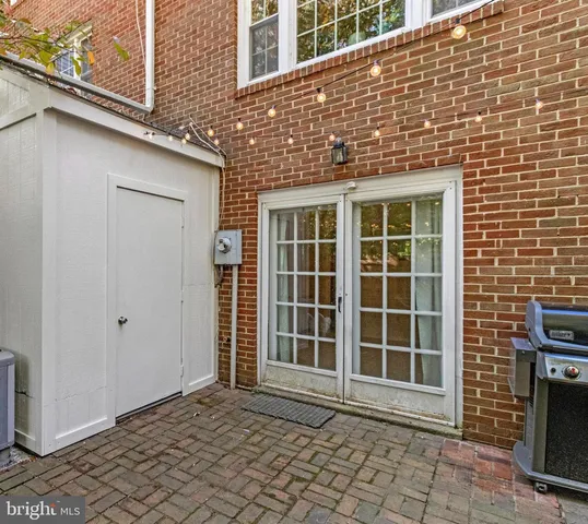 a view of front door of house