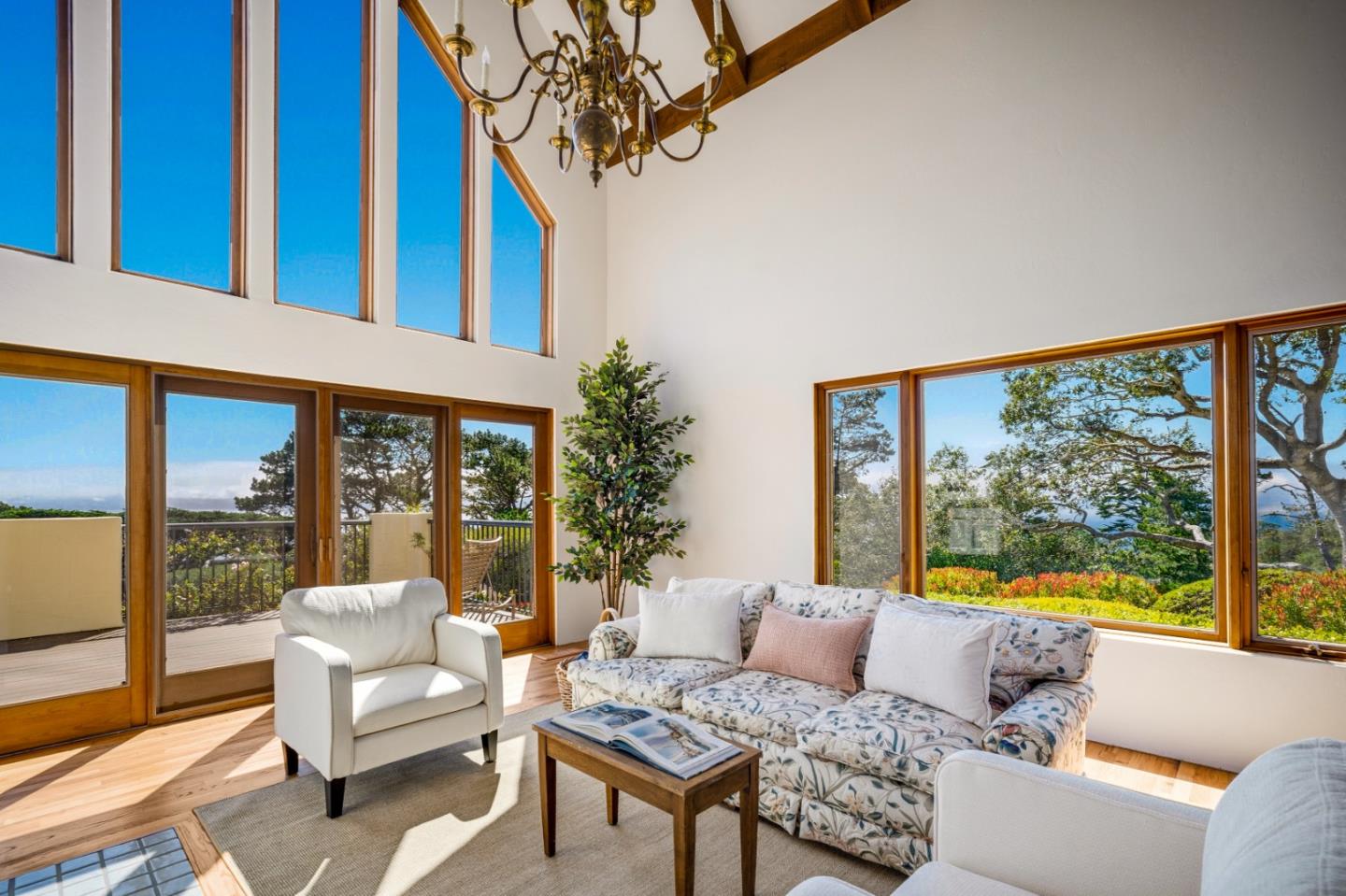 23 Mentone Road Carmel, CA 93923 - Photo 5 of 40