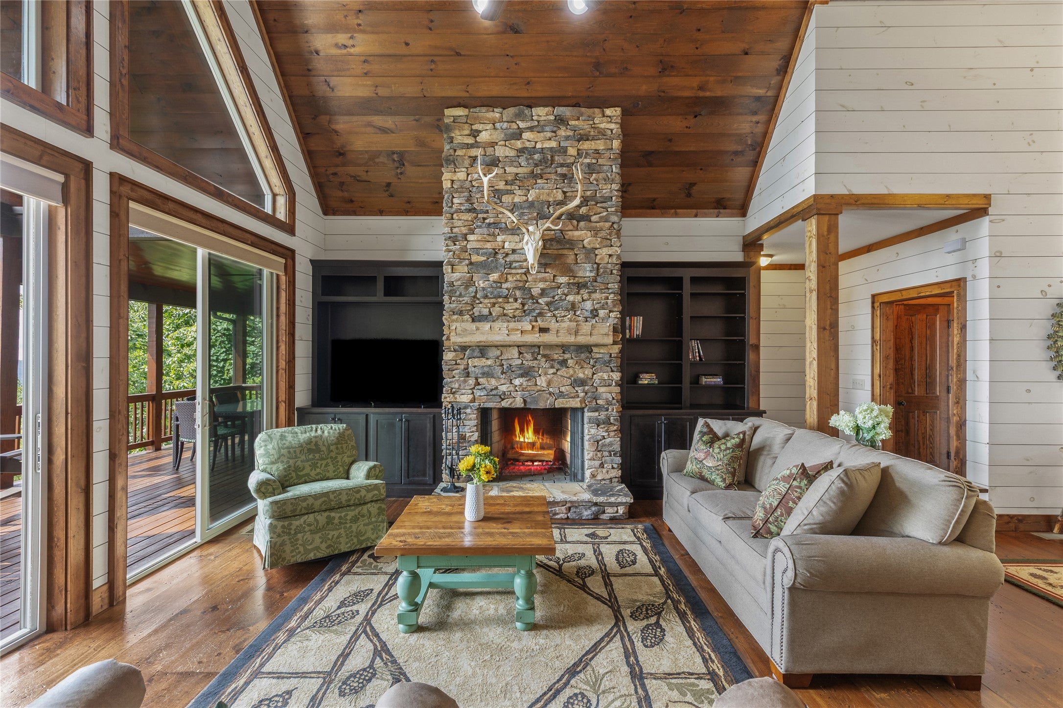1382 Tower Road Sapphire, NC 28774 - Photo 17 of 100 Gallery Image 17