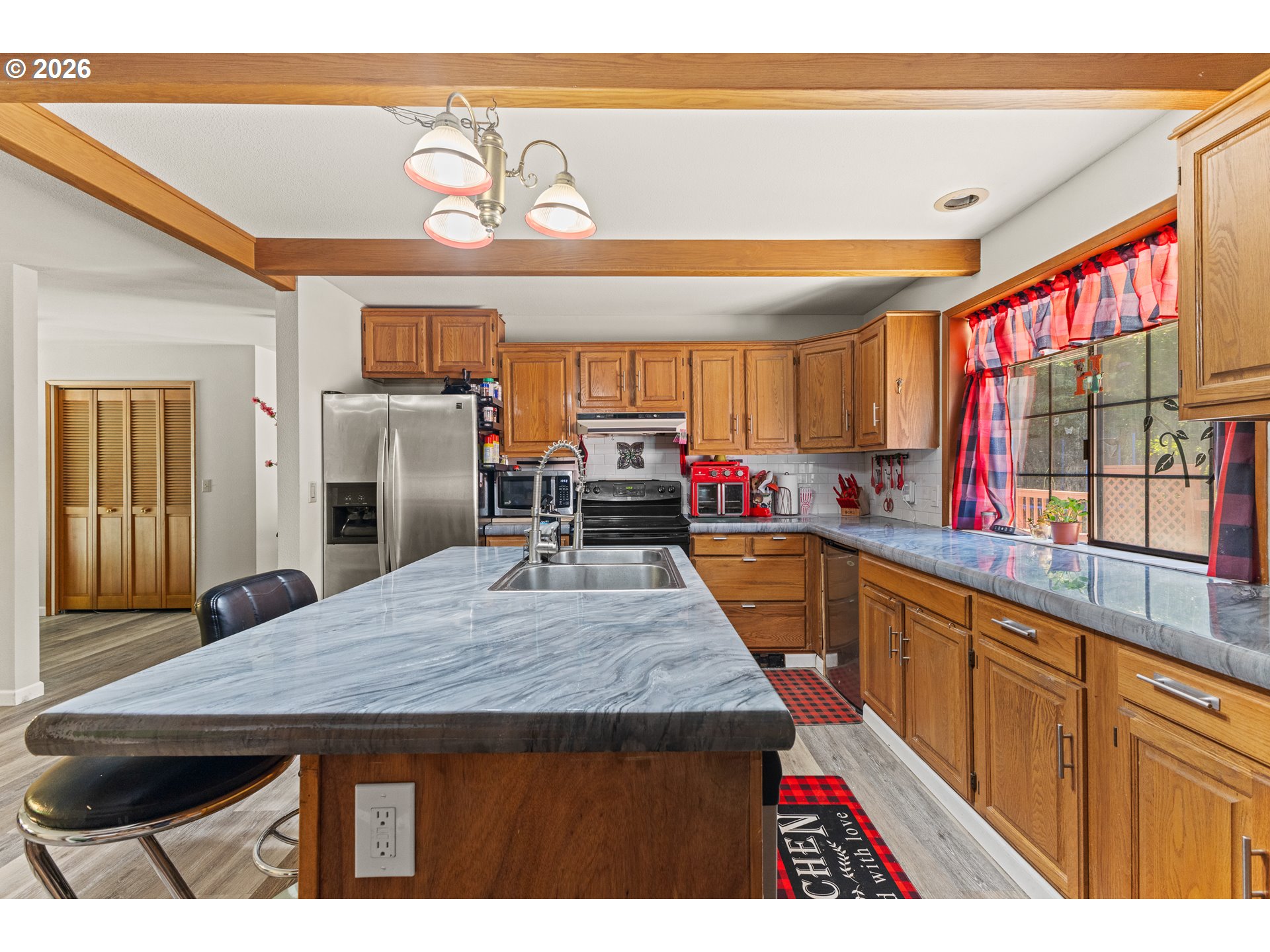 88848 Sunny Loop Lane Bandon, OR 97411 - Photo 17 of 45