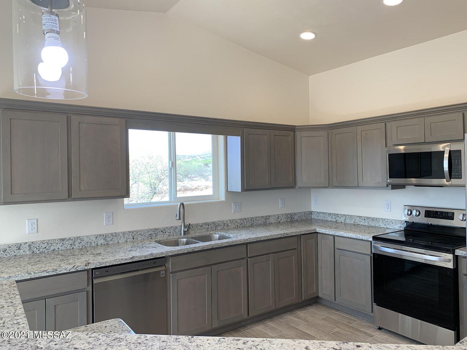 1550 Pinguinos Court Rio Rico, AZ 85648 - Photo 14 of 39
