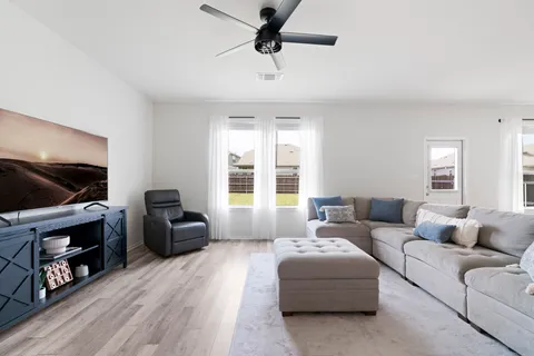 $360,000 | 33 Snowy Plover Lane, Leander, TX 78641