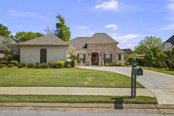 $585,000 | 67 Grandview Circle, Brandon, MS 39047