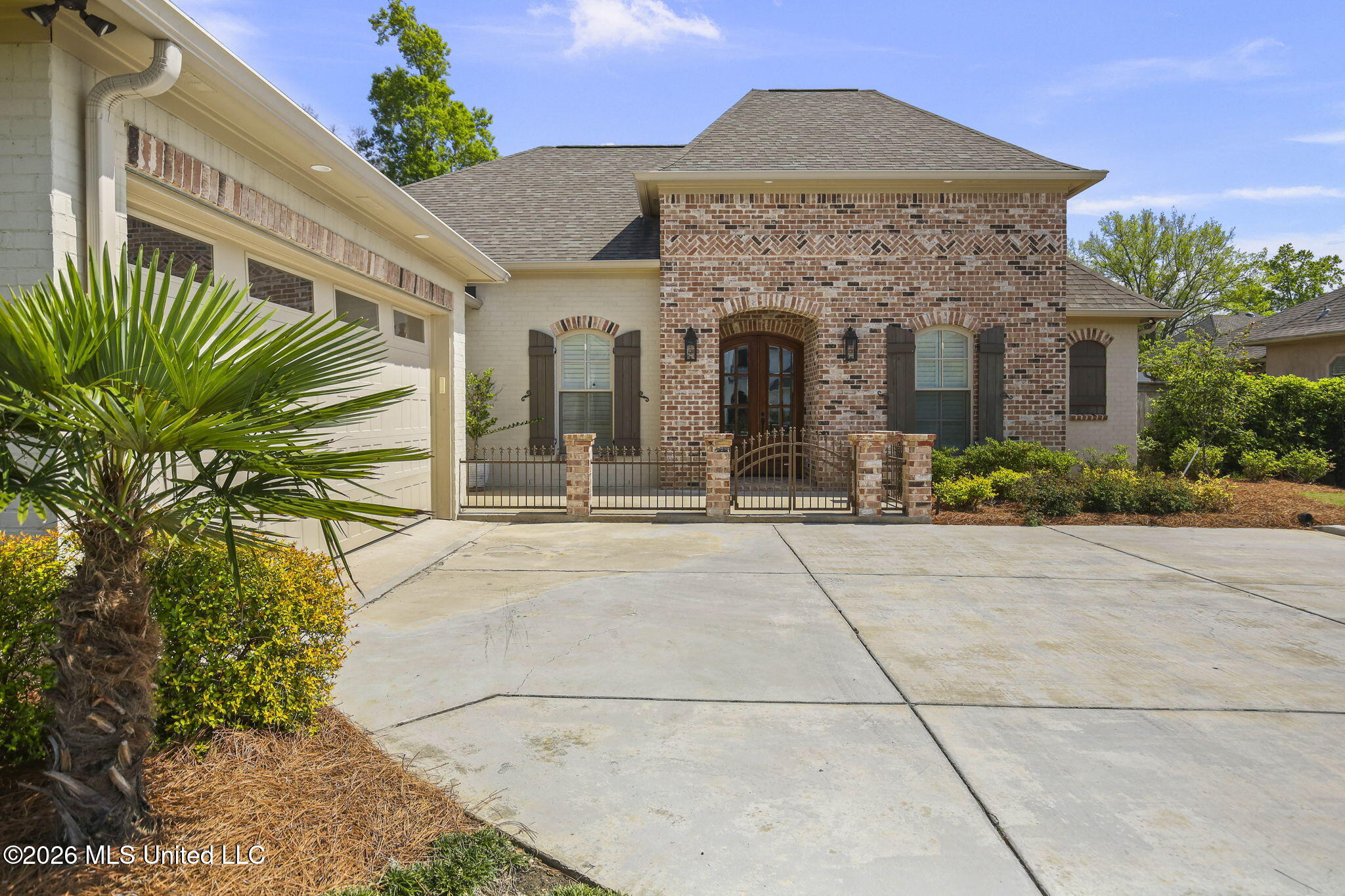 67 Grandview Circle Brandon, MS 39047 - Photo 2 of 85 6-web-or-mls-67 Grandview Cir-6