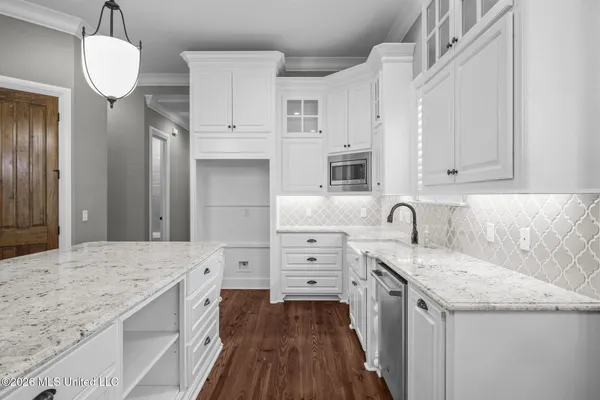 $585,000 | 67 Grandview Circle, Brandon, MS 39047