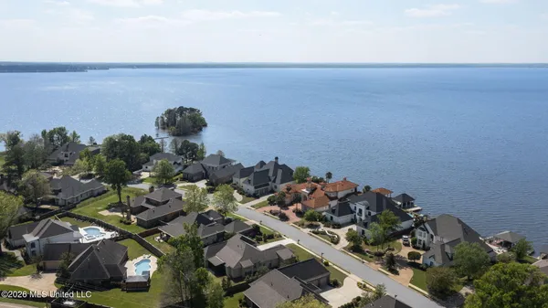 $585,000 | 67 Grandview Circle, Brandon, MS 39047