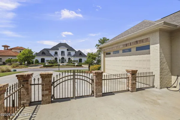$585,000 | 67 Grandview Circle, Brandon, MS 39047