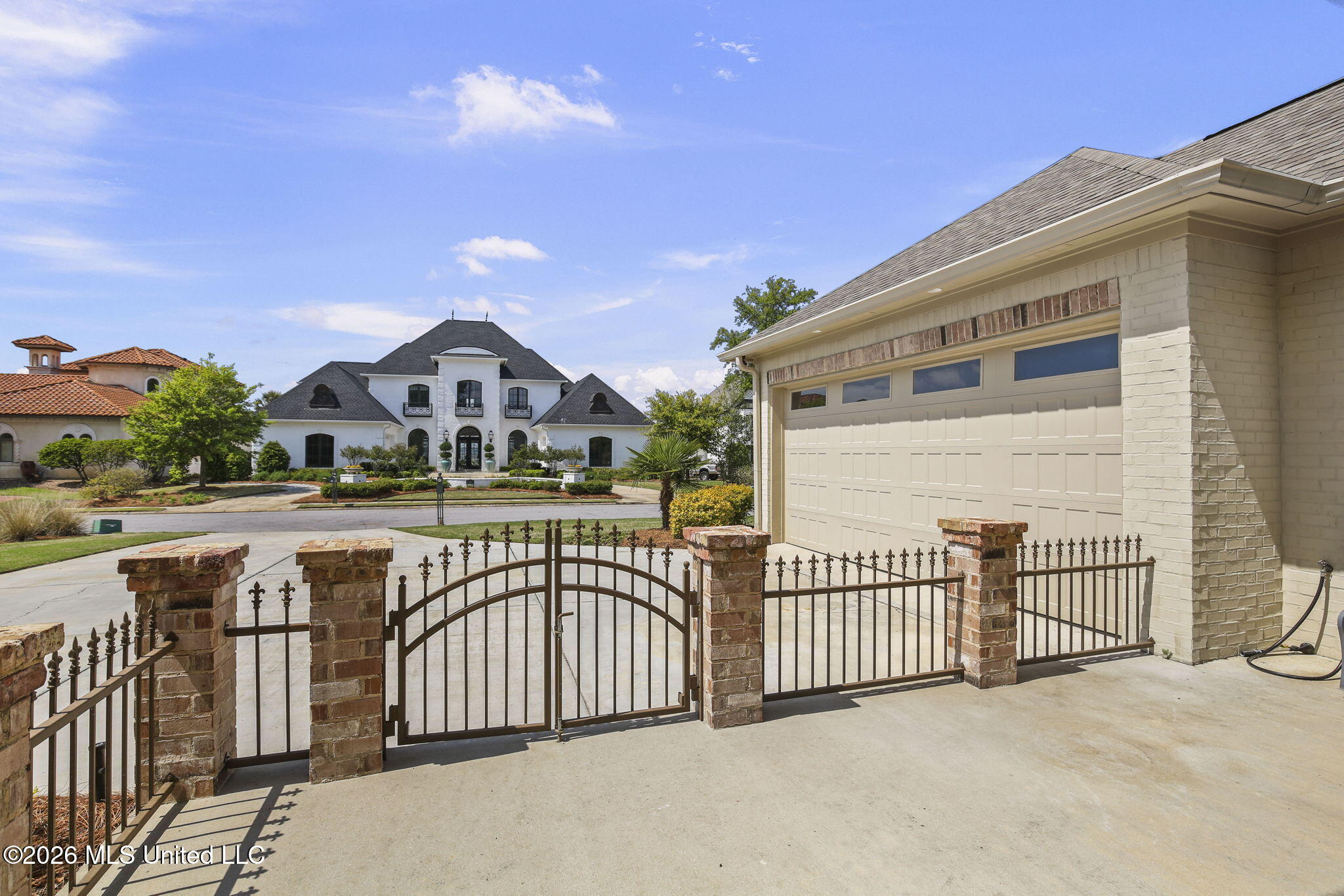 67 Grandview Circle Brandon, MS 39047 - Photo 8 of 85 9-web-or-mls-67 Grandview Cir-9