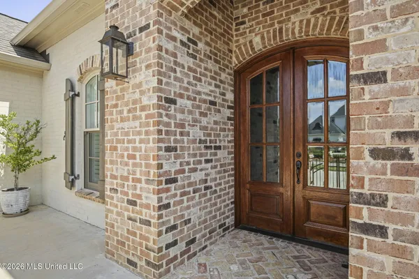 $585,000 | 67 Grandview Circle, Brandon, MS 39047
