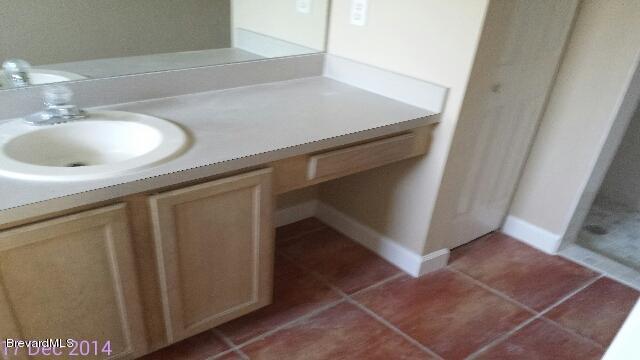 1910 Blue Ridge Avenue Melbourne, FL 32935 - Photo 5 of 8 Blue Ridge bath