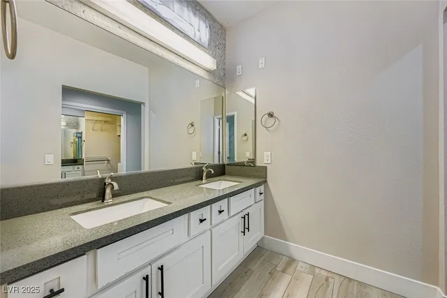 $2,500 | 9045 Firebird Drive, Las Vegas, NV 89134