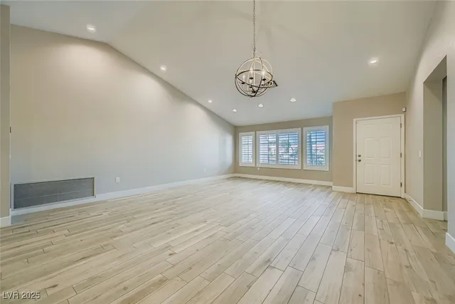 $2,500 | 9045 Firebird Drive, Las Vegas, NV 89134