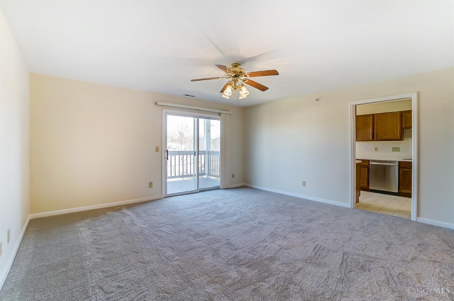 4331 Regency Ridge Court, Unit 204 Cincinnati, OH 45248 - Photo 9 of 30 Gallery Image 9