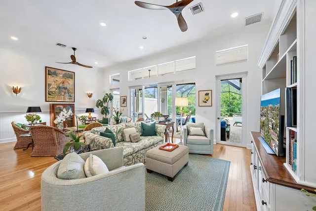 $1,295,000 | 10425 Southeast Slash Pine Court, Hobe Sound, FL 33455