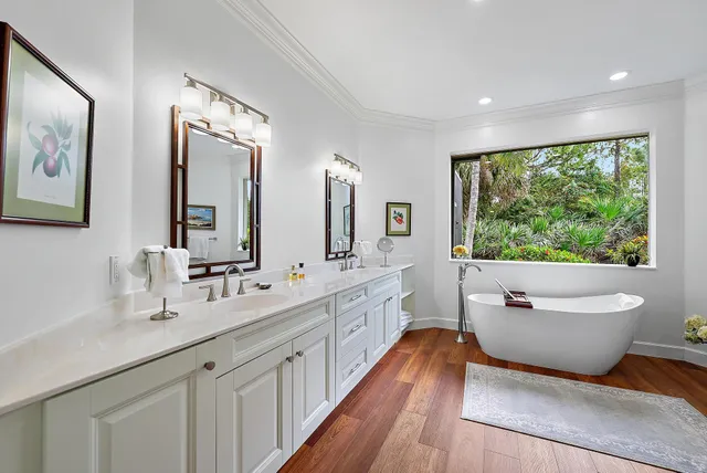 $1,295,000 | 10425 Southeast Slash Pine Court, Hobe Sound, FL 33455