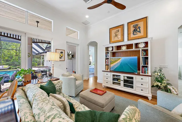 $1,295,000 | 10425 Southeast Slash Pine Court, Hobe Sound, FL 33455