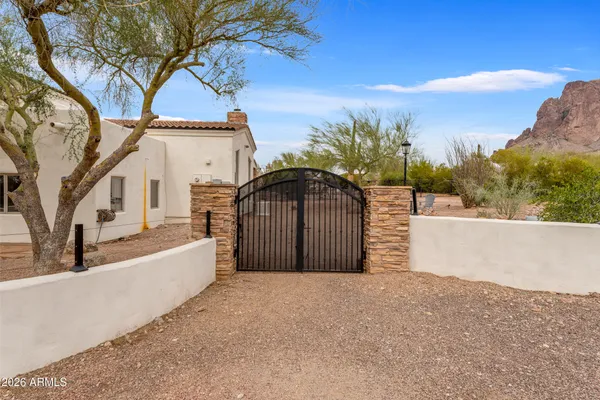 $1,590,000 | 5850 East Concho Street, Apache Junction, AZ 85119