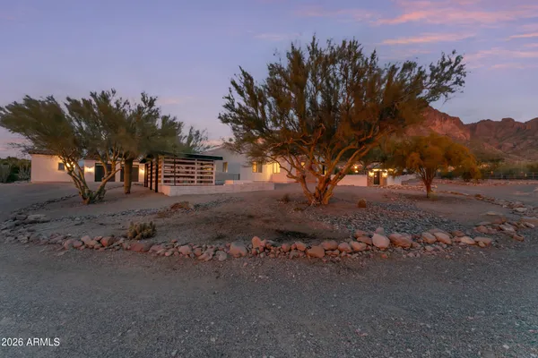 $1,590,000 | 5850 East Concho Street, Apache Junction, AZ 85119