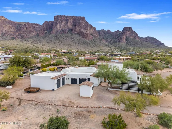 $1,590,000 | 5850 East Concho Street, Apache Junction, AZ 85119