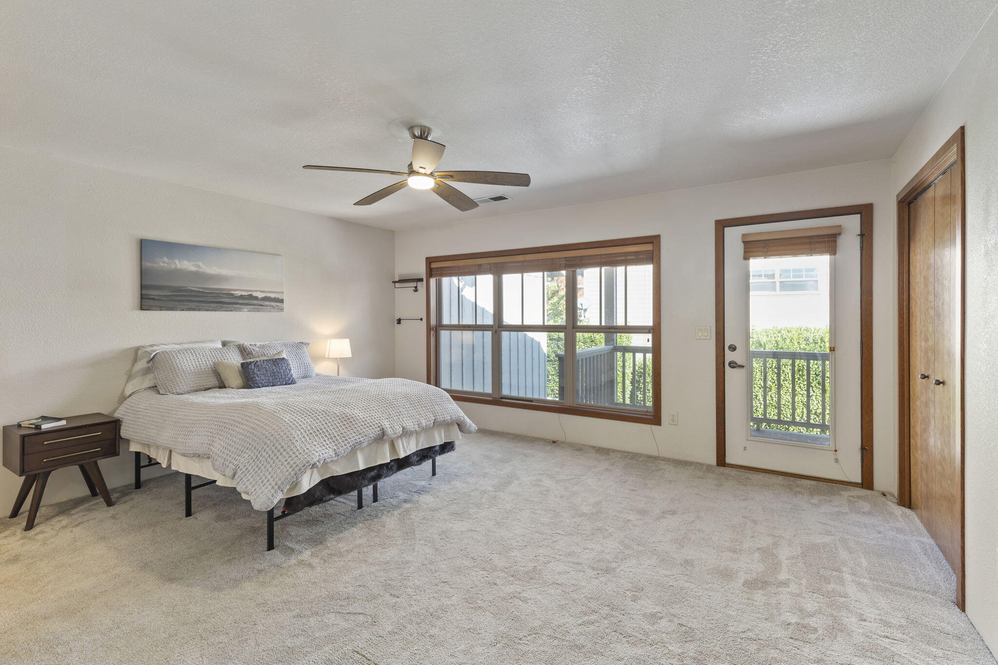 3126 Alameda Street, Unit 319 Medford, OR 97504 - Photo 17 of 48 Primary Suite
