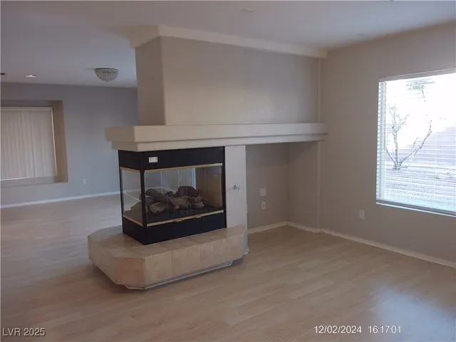 $1,800 | 7560 Mission Palm Street, Las Vegas, NV 89139