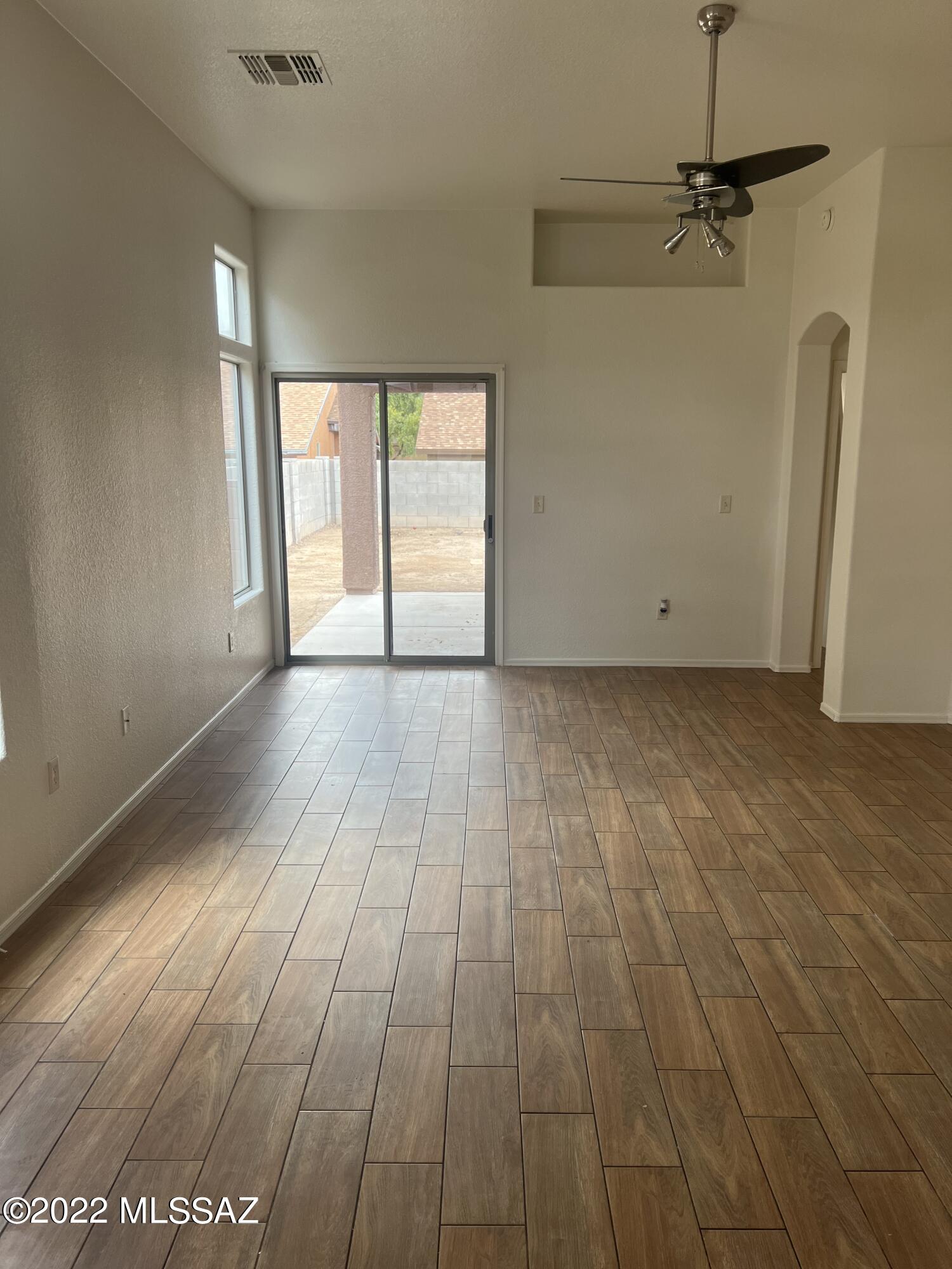 5924 South Avenida Ribero Tucson, AZ 85706 - Photo 7 of 27