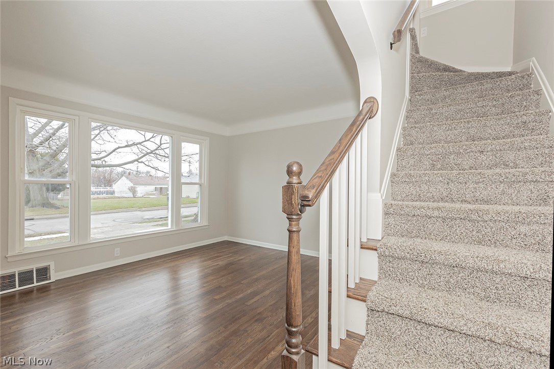 29228 Forestgrove Road Willowick, OH 44095 - Photo 12 of 35