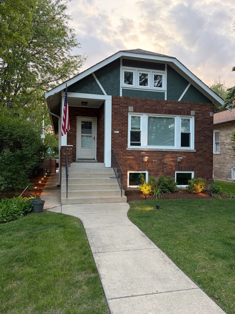 2100 Forestview Road Evanston, IL 60201 - Photo 25 of 29
