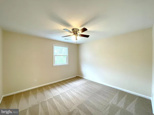 $2,095 | 300 Serenity Court, Unit 1, Prince Frederick, MD 20678