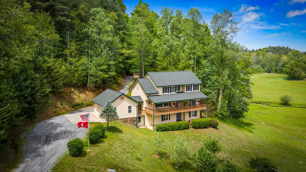 270 Ausburn Road Blue Ridge, GA 30513 - Photo 5 of 96