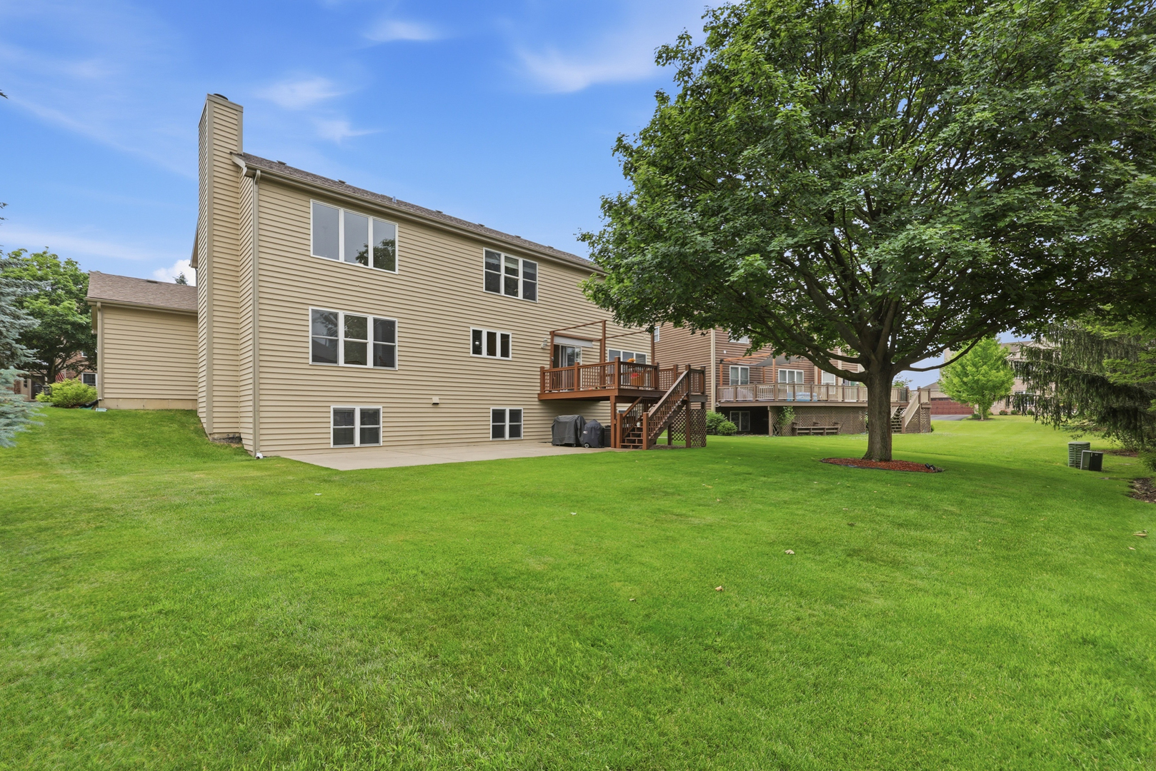 524 Camargo Club Road Lake In The Hills, IL 60156 - Photo 41 of 49