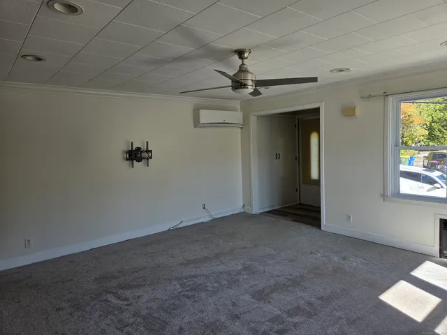 $284,900 | 17 Capitol Avenue, Waterbury, CT 06705