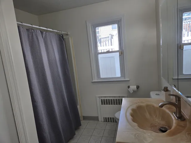 $284,900 | 17 Capitol Avenue, Waterbury, CT 06705