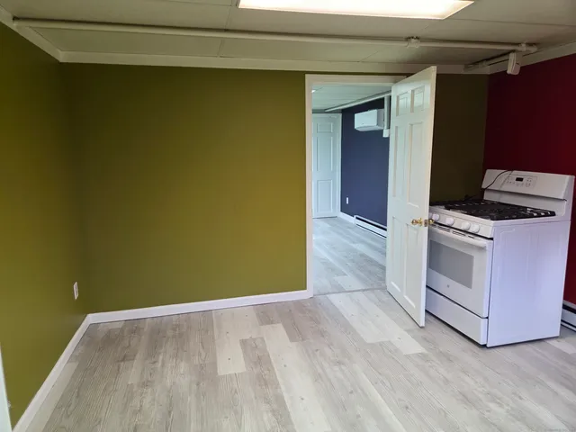 $284,900 | 17 Capitol Avenue, Waterbury, CT 06705