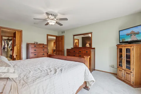 $454,900 | W203N16184 Pin Oak Circle, Jackson, WI 53037