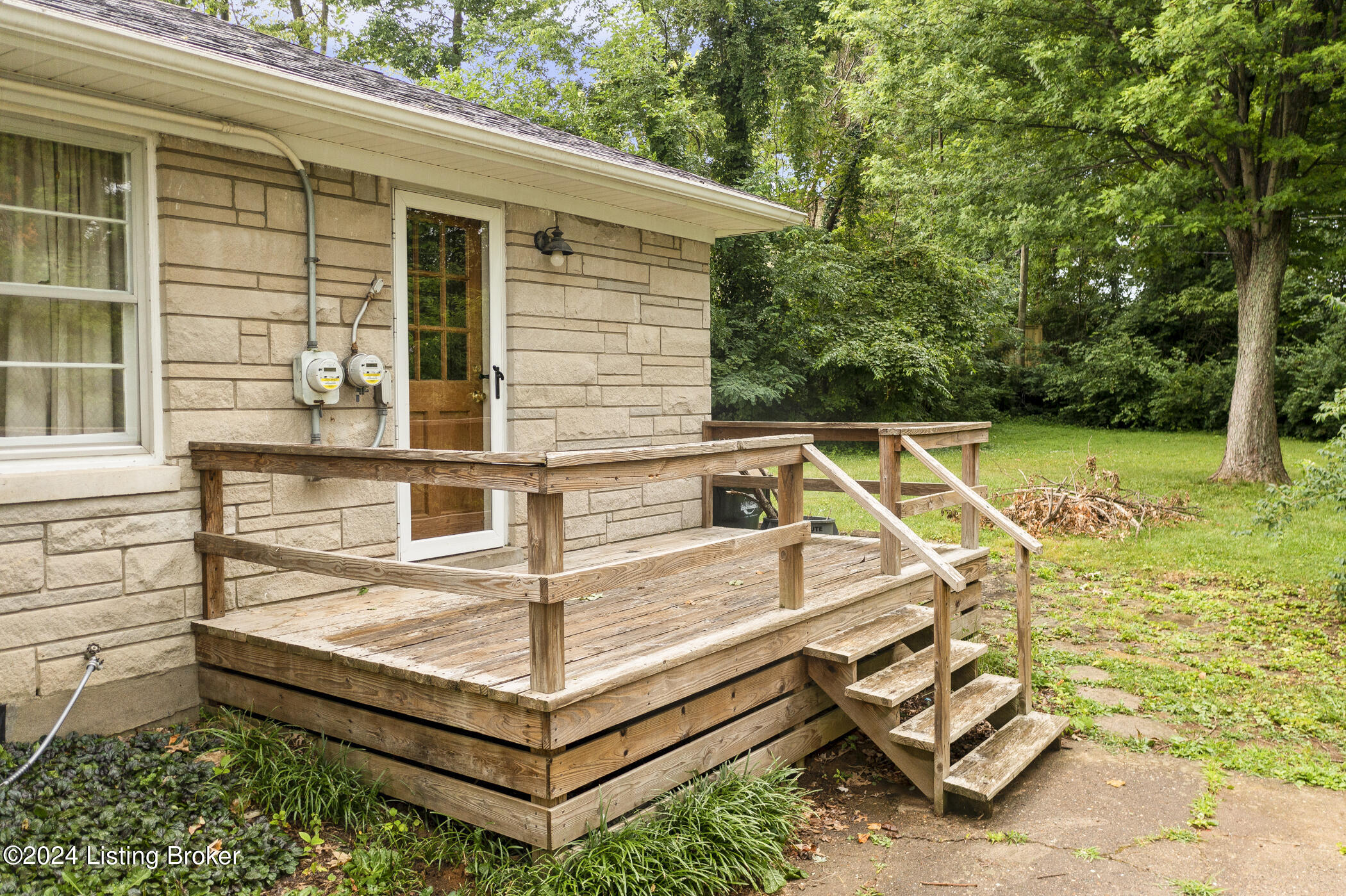 3408 Dell Road Louisville, KY 40299 - Photo 18 of 20 7