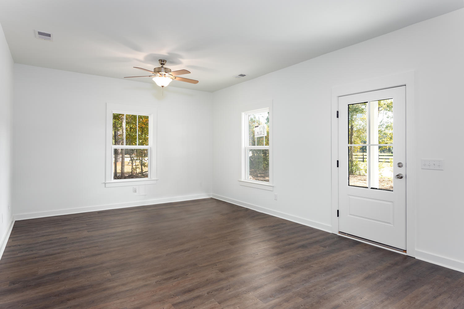 905 Ralph Nesbit Road Awendaw, SC 29429 - Photo 3 of 24 Living Area