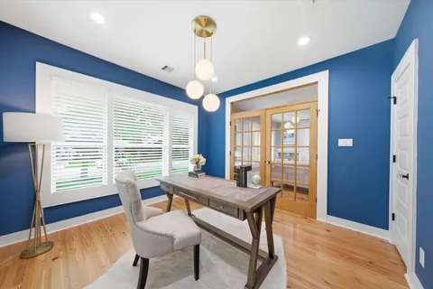 $950,000 | 713 Wendel Street, Houston, TX 77009