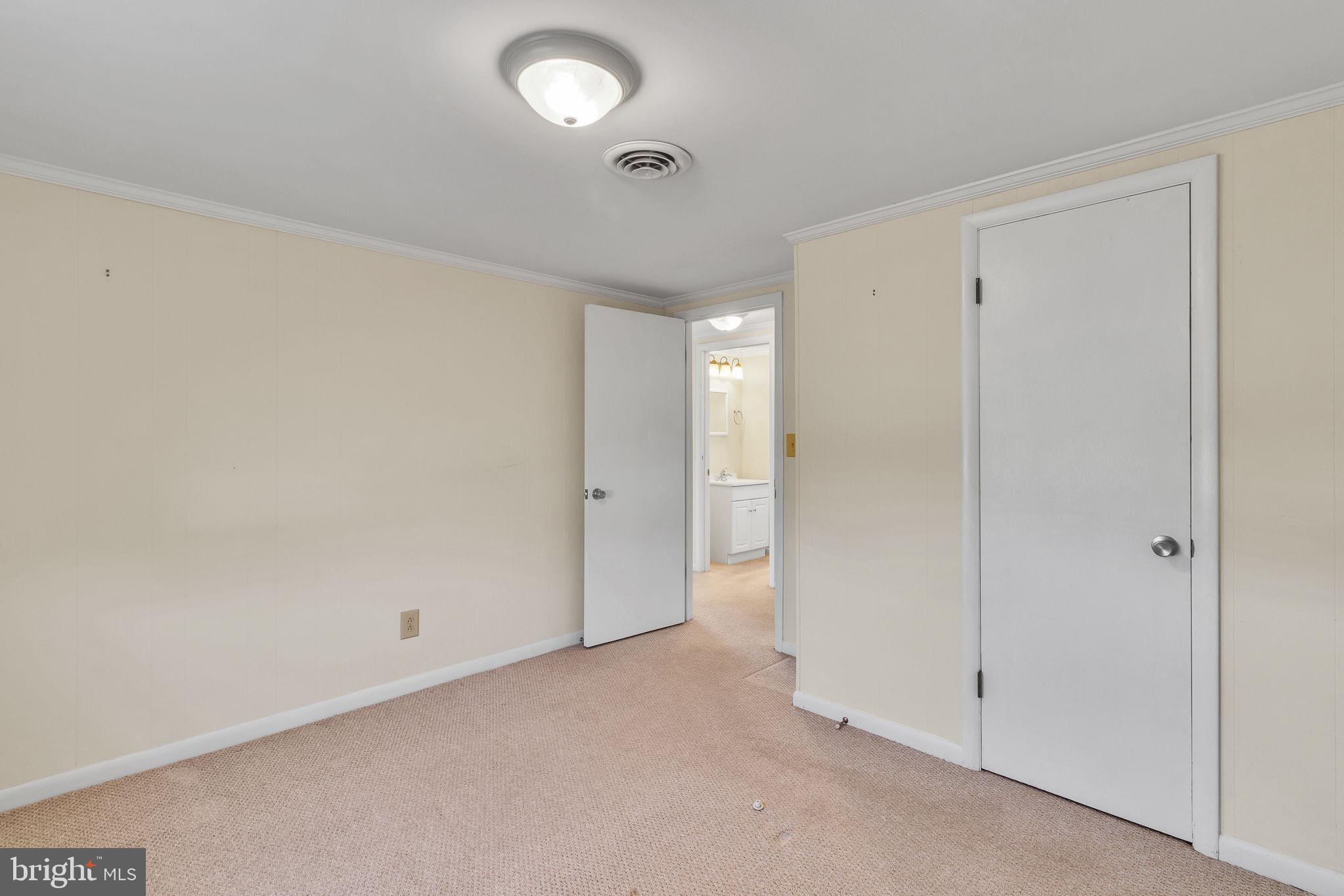 305 Colieville Lane Reedville, VA 22539 - Photo 18 of 49 Bright and inviting blank canvas space.