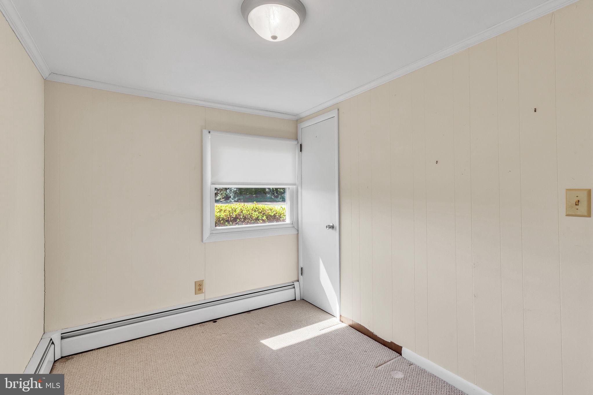 305 Colieville Lane Reedville, VA 22539 - Photo 20 of 49 Bright and inviting blank canvas room.