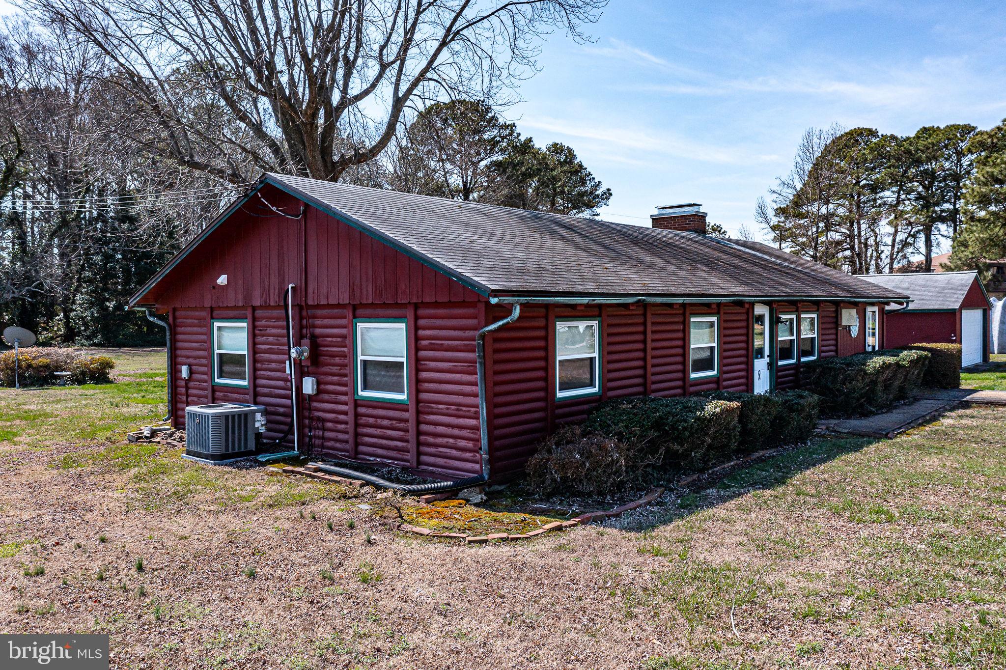 305 Colieville Lane Reedville, VA 22539 - Photo 34 of 49 Charming red cottage in serene setting.