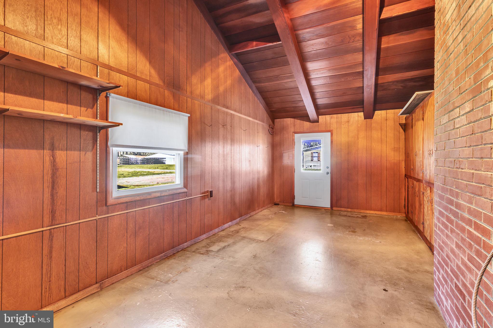 305 Colieville Lane Reedville, VA 22539 - Photo 7 of 49 Cozy space with rustic charm.