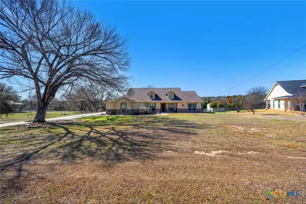 $479,900 | 957 County Road 3350, Kempner, TX 76539