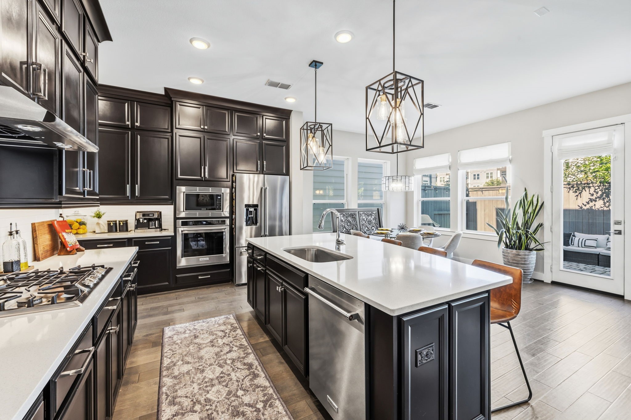 1423 Biondo Way Houston, TX 77008 - Photo 16 of 50