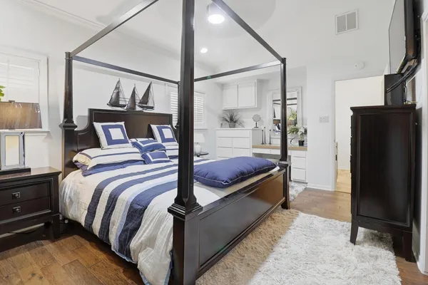 $4,300 | 403 Island Drive, Horseshoe Bay, TX 78657