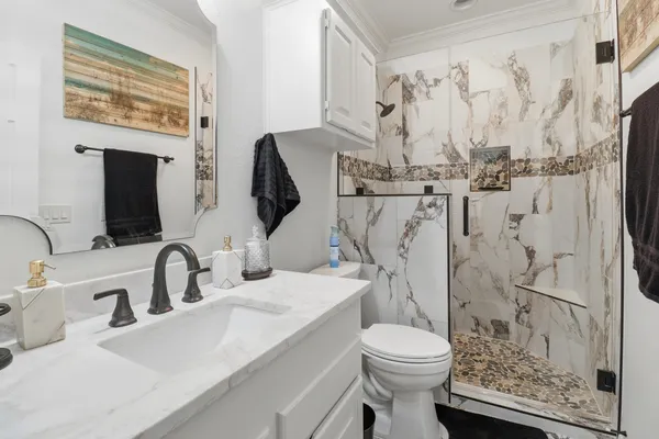 $4,300 | 403 Island Drive, Horseshoe Bay, TX 78657