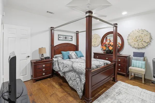 $4,300 | 403 Island Drive, Horseshoe Bay, TX 78657