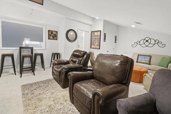 $4,300 | 403 Island Drive, Horseshoe Bay, TX 78657